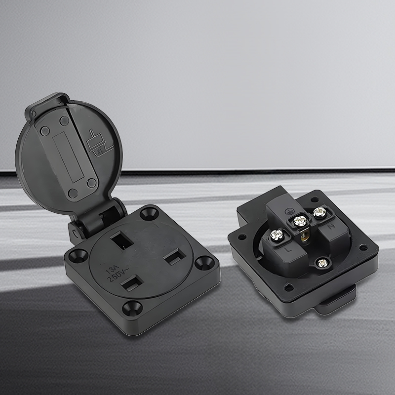 Enchufe industrial estándar británico PHLTD