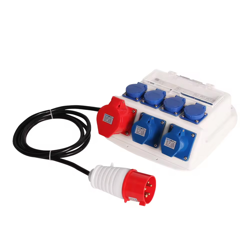 Boîte de distribution portable triphasée industrielle étanche PHLTD, équipée d'un disjoncteur et de quatre prises standard nationales, dont des fiches et prises industrielles IP44-