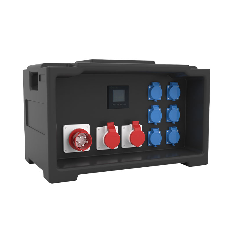 Small PHLTD stage lighting distribution box, equipped with 6 European standard sockets, 2 industrial sockets, and 1 industrial plug